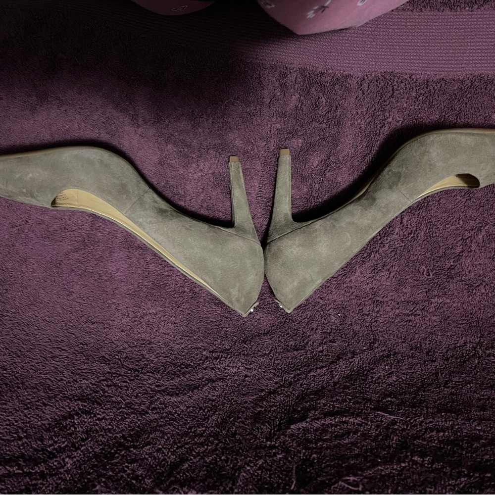 Shoes - Picture 6 of 6